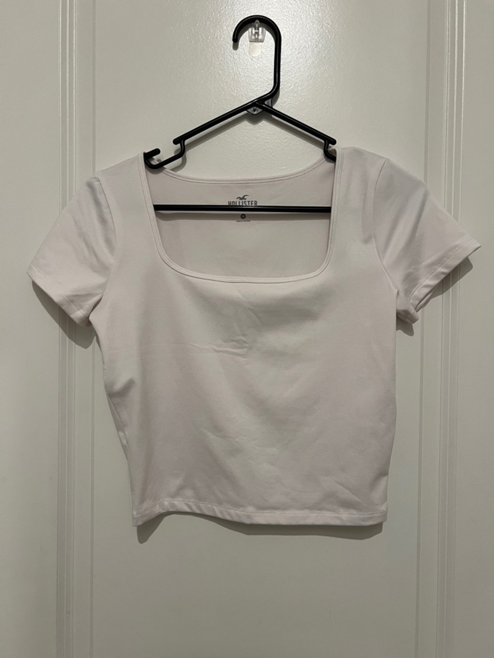 Hollister White Square-Neck Short Sleeve Crop Top